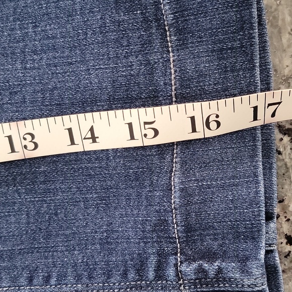 Women's skirt - Picture 4 of 4